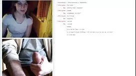 U raznim pozama mrša ...