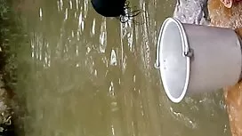 Plavuša u mrežnim ča ...