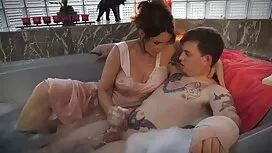 Dva crvenokosa porno ...