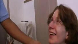 Oralni utroje lezbij ...